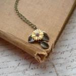 Leaf Necklace - Sun Flower Necklace - Vintage..