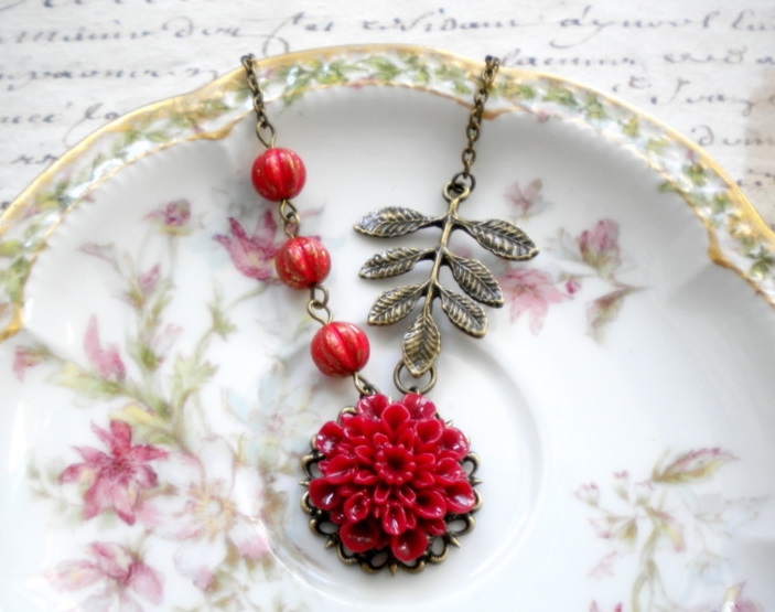 Red Flower Necklace - Leaf Pendant - Christmas Necklace